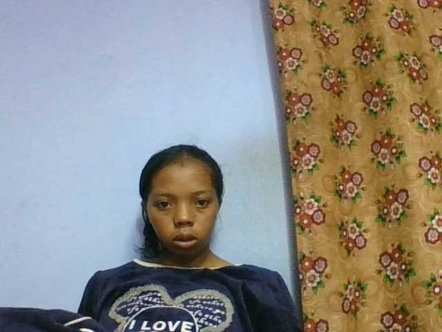 rosah1a live cam on BongaCams