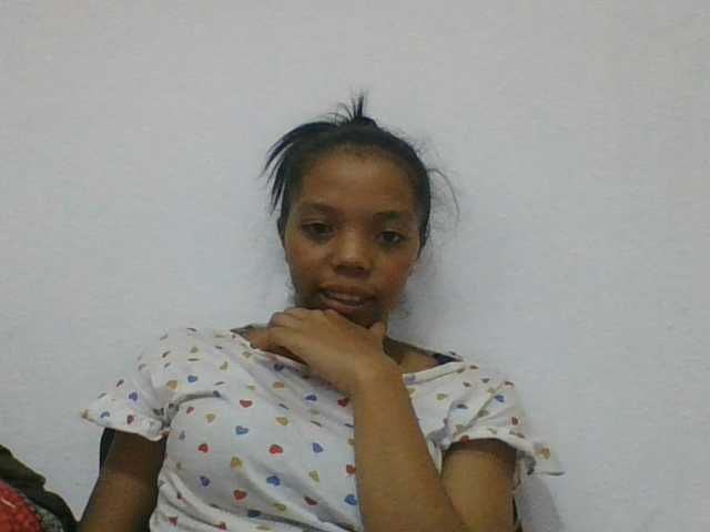 rosah1a live cam on BongaCams