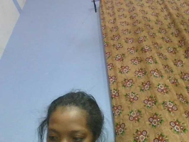 rosah1a live cam on BongaCams