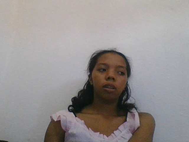 rosah1a live cam on BongaCams