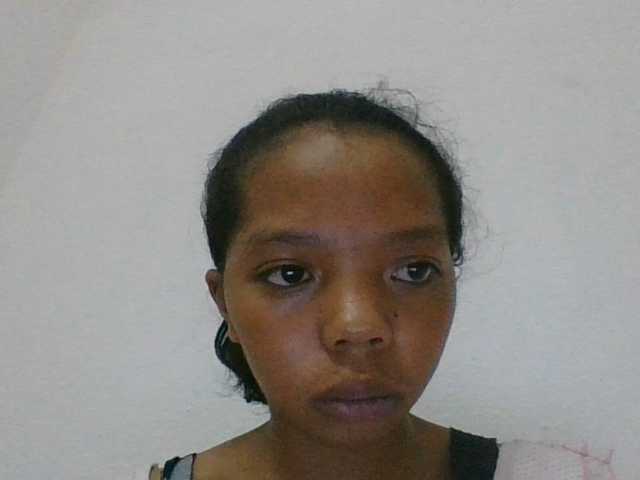 rosah1a live cam on BongaCams