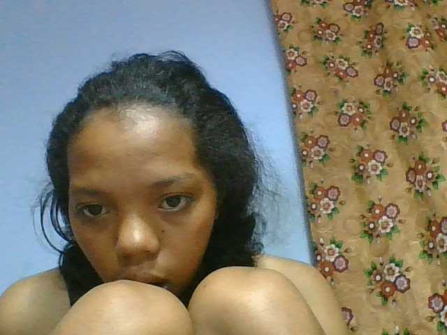 rosah1a live cam on BongaCams