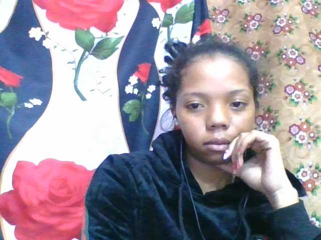 rosah1a live cam on BongaCams