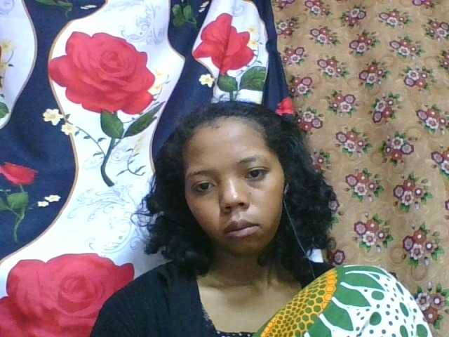 rosah1a live cam on BongaCams
