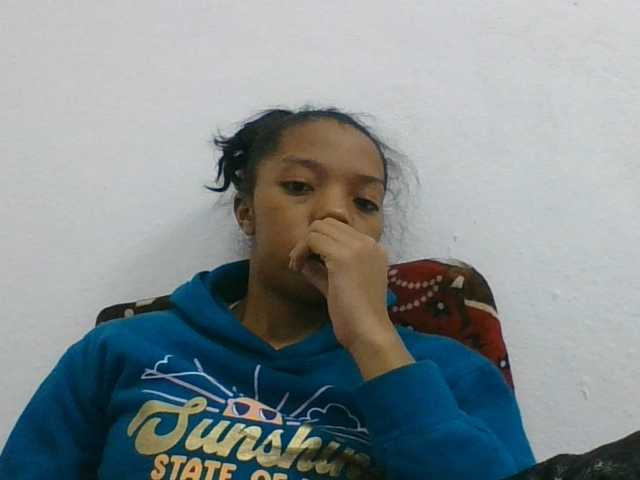 rosah1a live cam on BongaCams