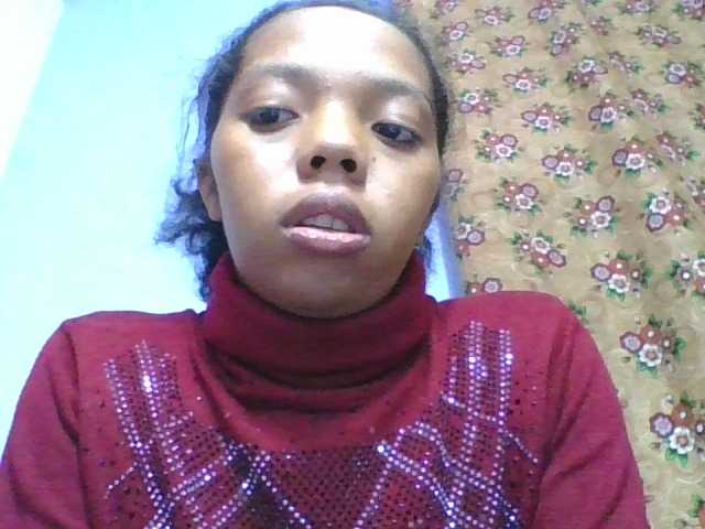 rosah1a live cam on BongaCams