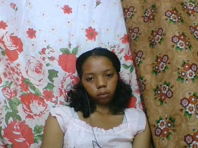 rosah1a live cam on BongaCams