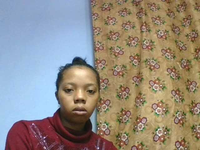 rosah1a live cam on BongaCams