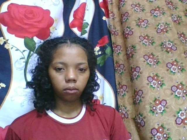 rosah1a live cam on BongaCams
