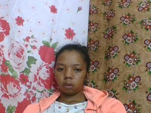 rosah1a live cam on BongaCams
