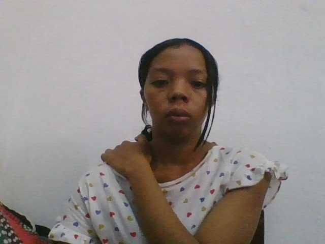 rosah1a live cam on BongaCams