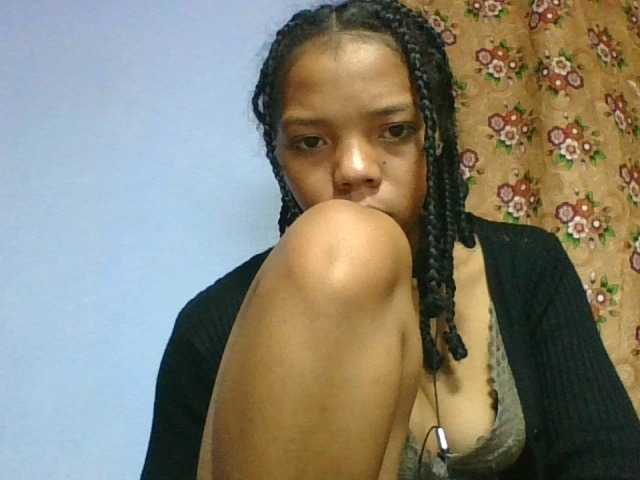 rosah1a live cam on BongaCams