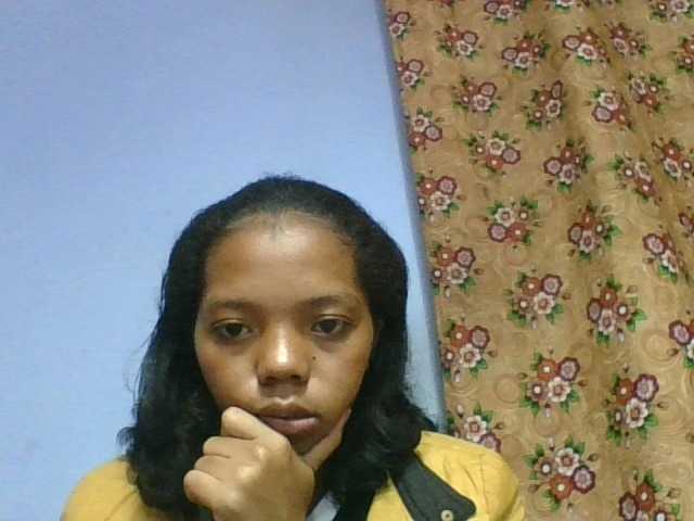 rosah1a live cam on BongaCams