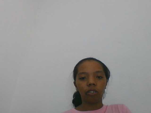 rosah1a live cam on BongaCams