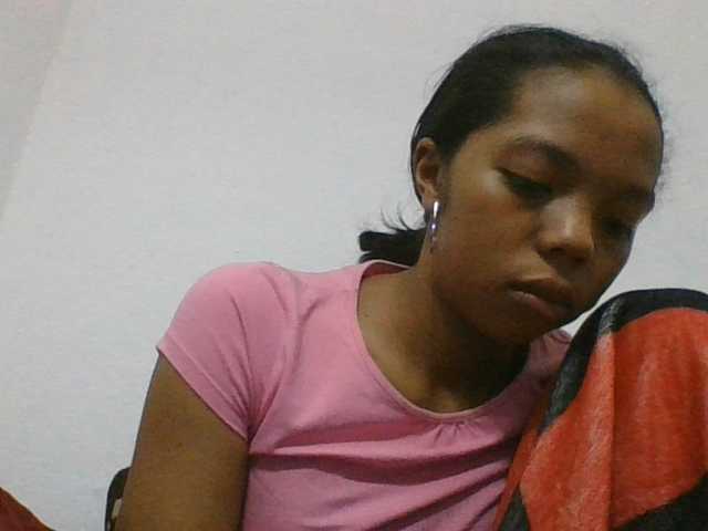 rosah1a live cam on BongaCams
