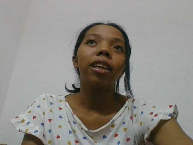 rosah1a live cam on BongaCams