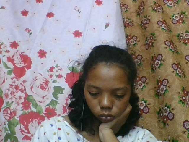 rosah1a live cam on BongaCams