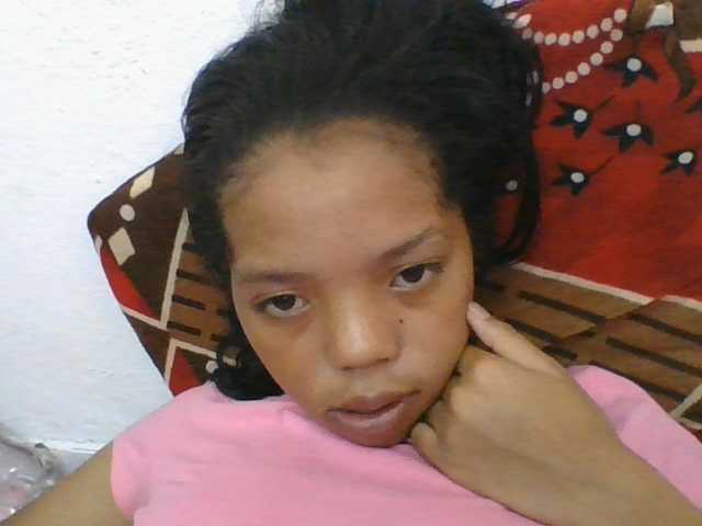 rosah1a live cam on BongaCams