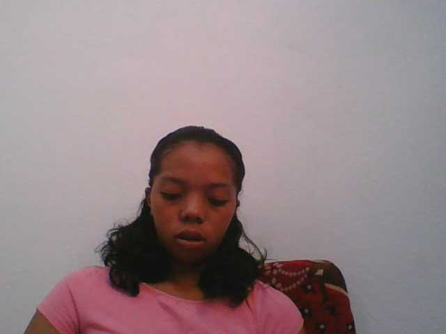 rosah1a live cam on BongaCams