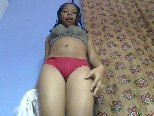 rosah1a live cam on BongaCams