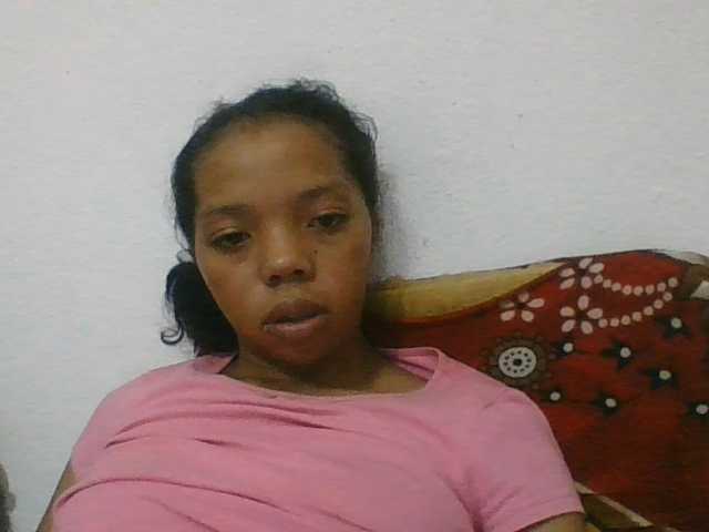 rosah1a live cam on BongaCams