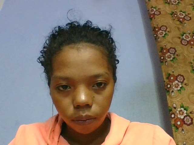 rosah1a live cam on BongaCams