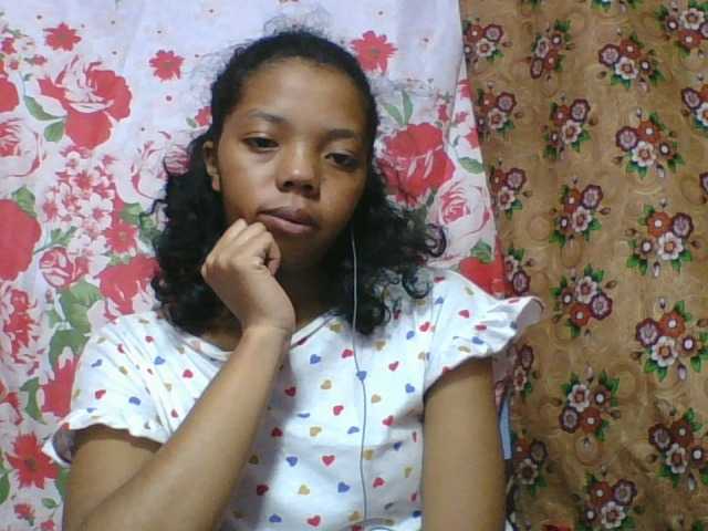 rosah1a live cam on BongaCams