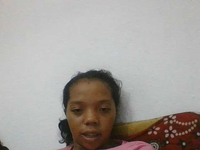 rosah1a live cam on BongaCams