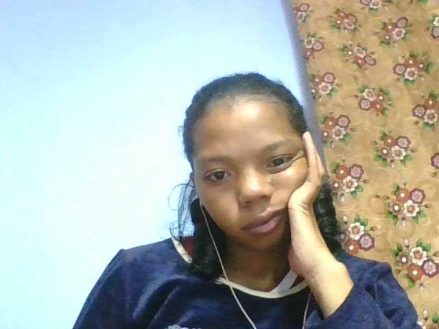 rosah1a live cam on BongaCams