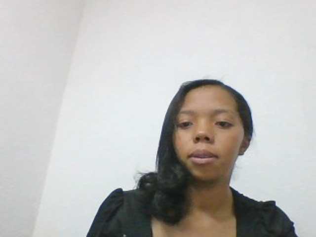 rosah1a live cam on BongaCams