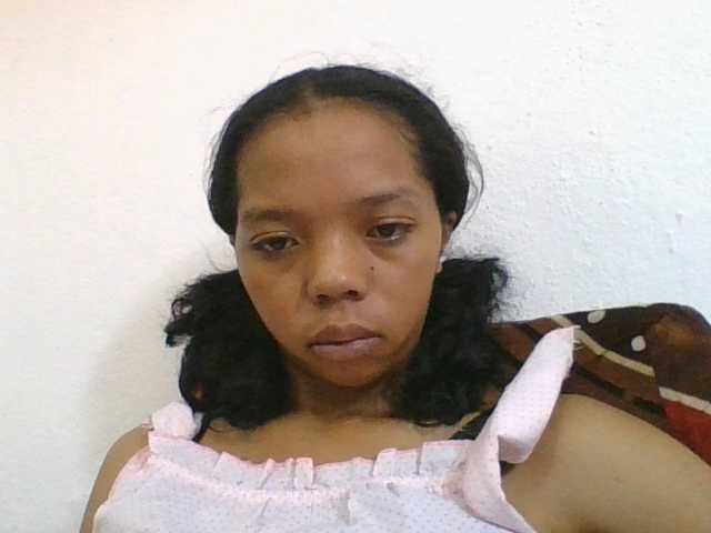rosah1a live cam on BongaCams