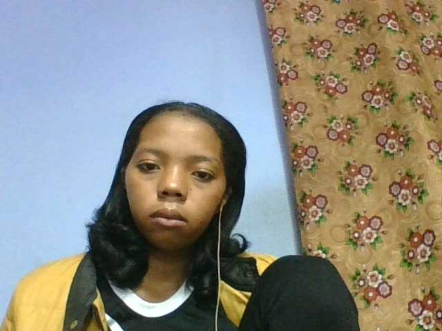 rosah1a live cam on BongaCams