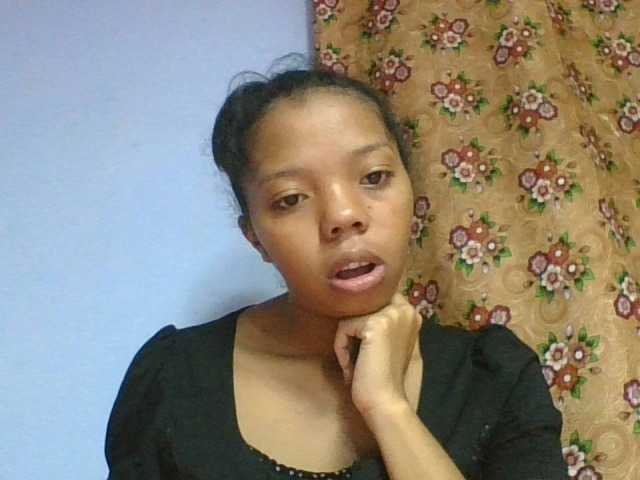 rosah1a live cam on BongaCams