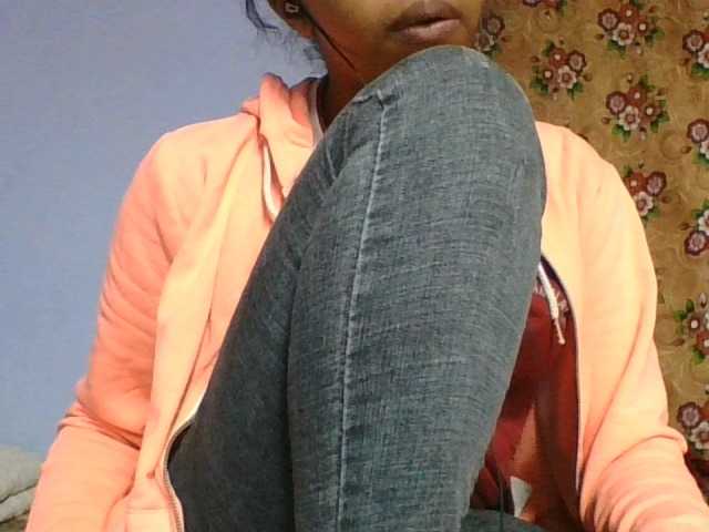 rosah1a live cam on BongaCams