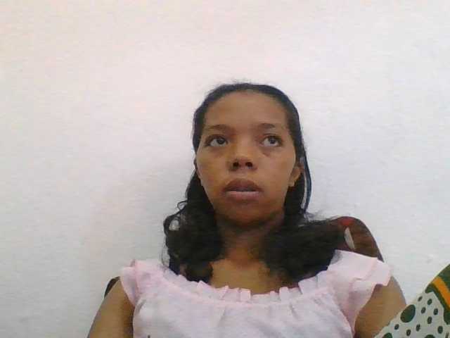 rosah1a live cam on BongaCams