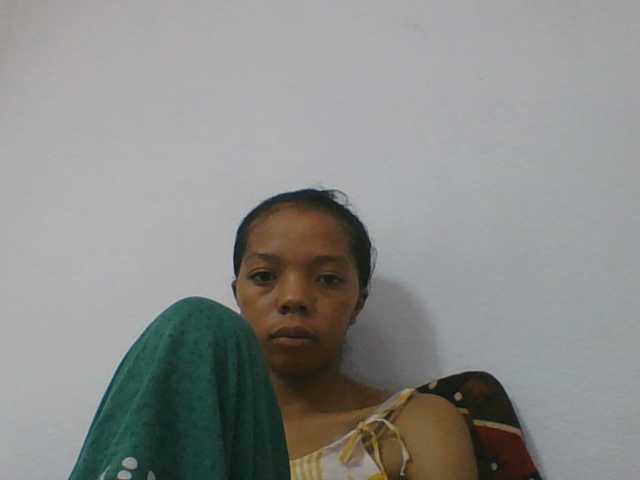 rosah1a live cam on BongaCams