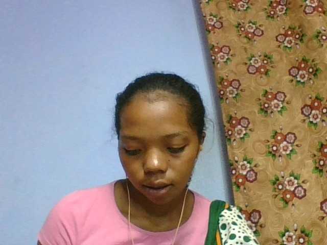 rosah1a live cam on BongaCams