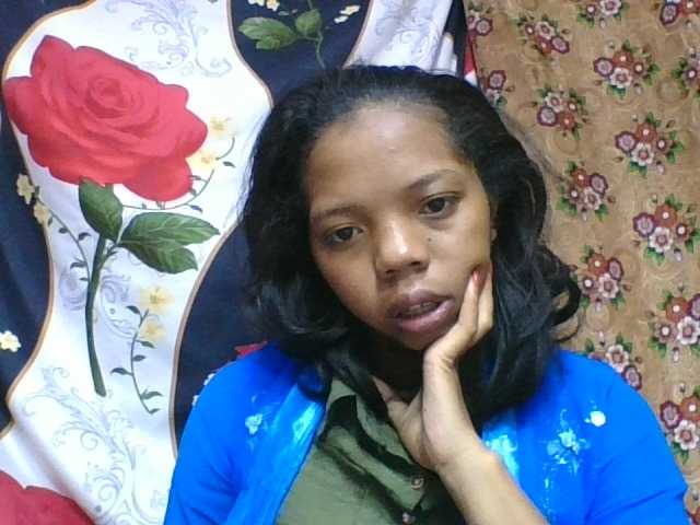 rosah1a live cam on BongaCams