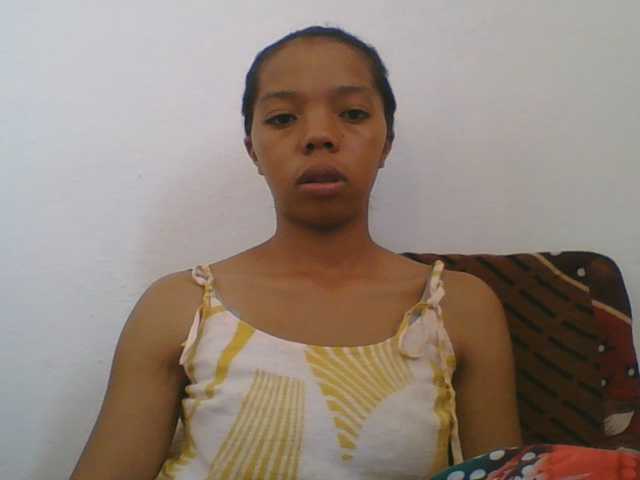 rosah1a live cam on BongaCams