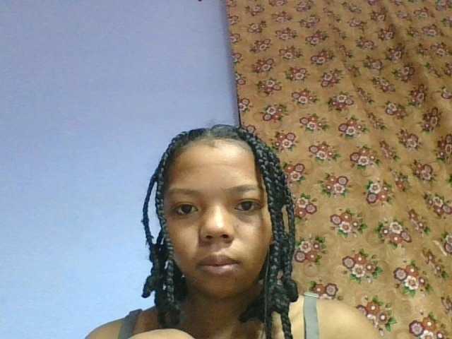 rosah1a live cam on BongaCams