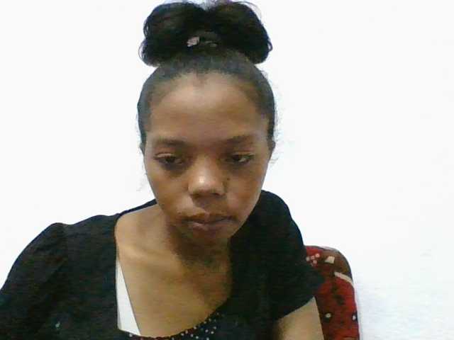 rosah1a live cam on BongaCams