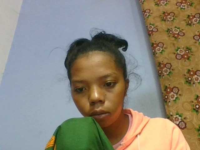 rosah1a live cam on BongaCams