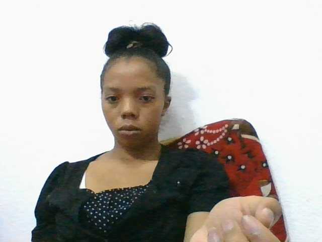 rosah1a live cam on BongaCams