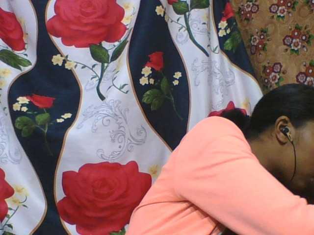rosah1a live cam on BongaCams