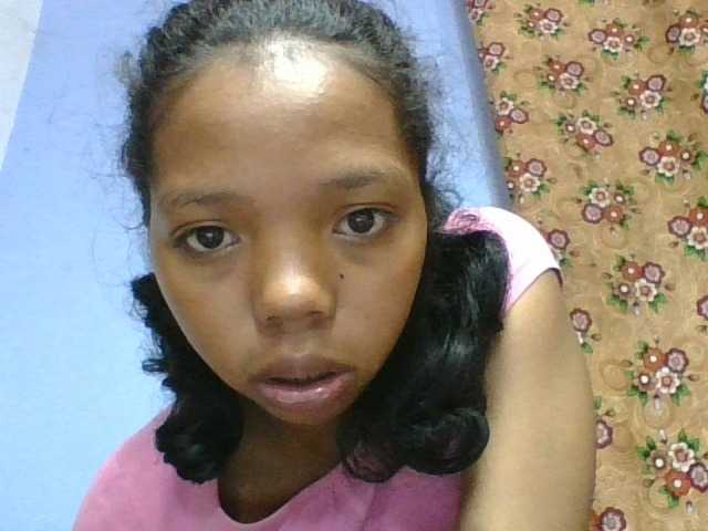 rosah1a live cam on BongaCams