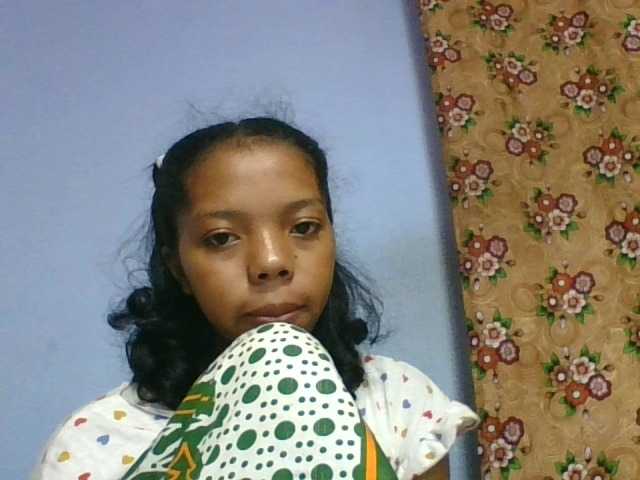 rosah1a live cam on BongaCams