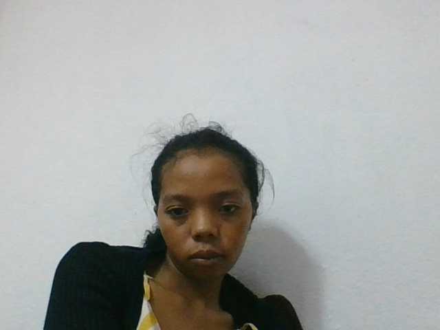 rosah1a live cam on BongaCams