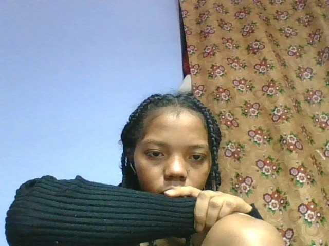 rosah1a live cam on BongaCams