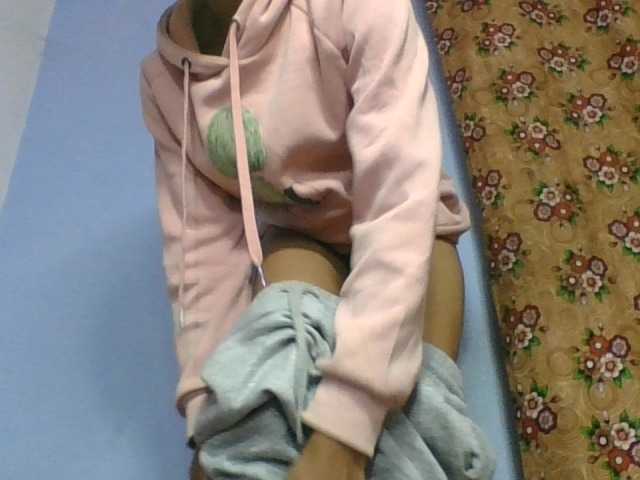 rosah1a live cam on BongaCams