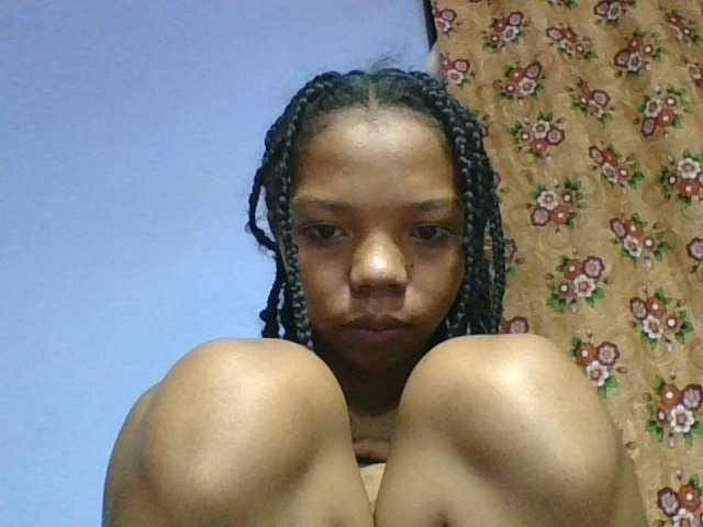 rosah1a live cam on BongaCams